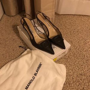 Authentic Manolo Blahnik brown leather kitten heel